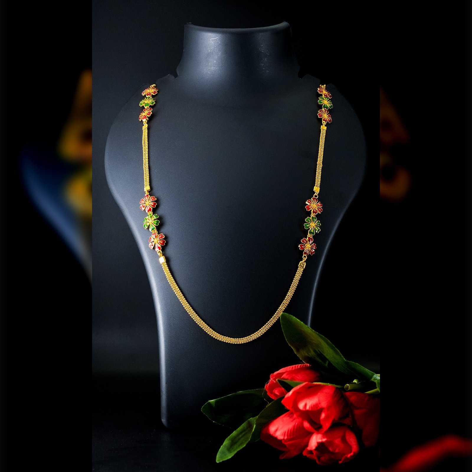 GOLD PLATED SHEULI DESIGN LONG CHAIN (GREEN & RED MINAKARI)